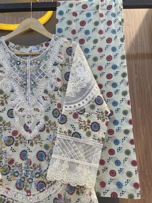 296 3pcs Lawn cotton ready made suit - Image 4