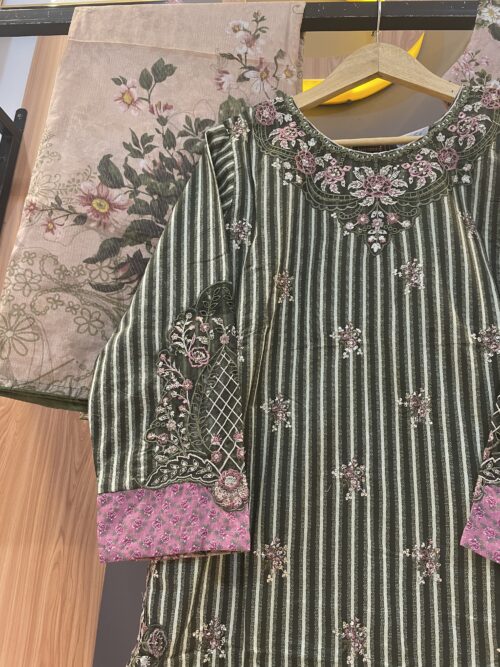 318 Original 3pcs Bin Saeed brand ready made suit - Image 5